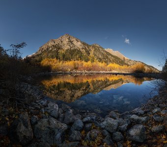 Осеннее золото Домбая