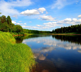 Льется речка Пинега в северном просторе