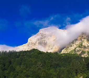 Летели облака