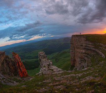 БЕРМАМЫТСКИЙ ЗАКАТ