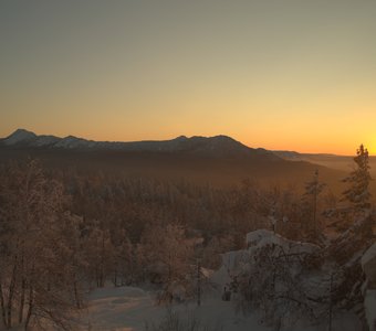 Восход на Черной скале