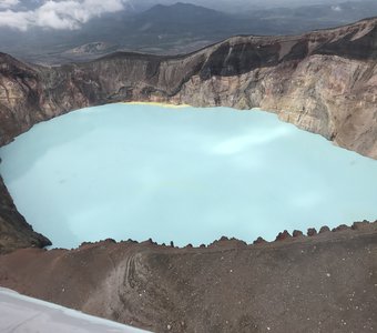 Голубое озеро