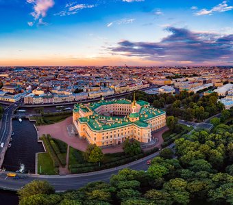 Инженерный замок в центре Санкт-Петербурга Россия