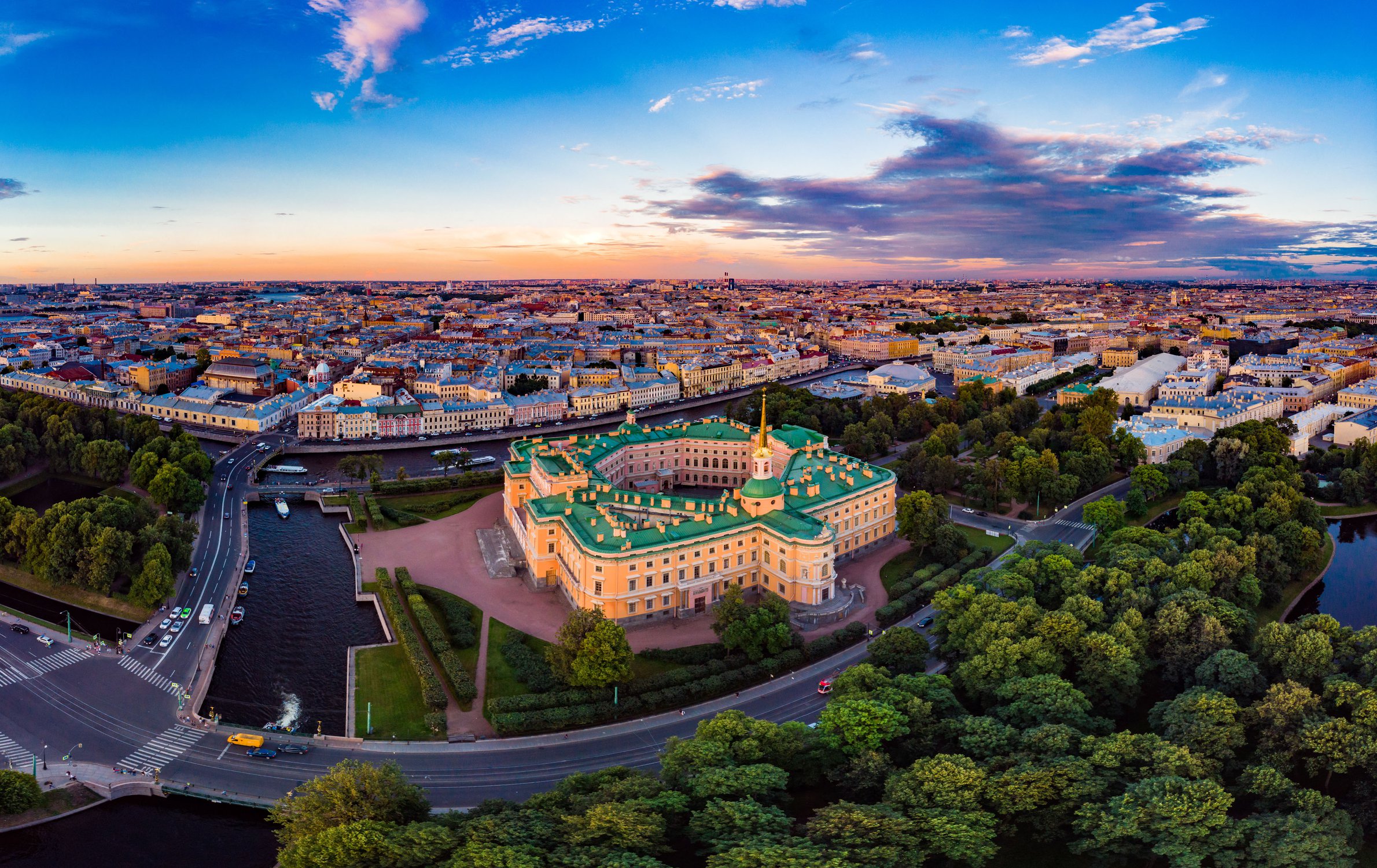 Инженерный замок в центре Санкт-Петербурга Россия