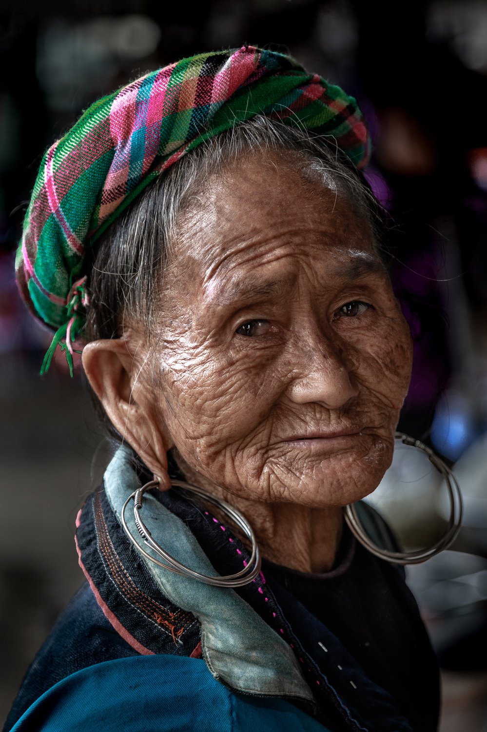 Портрет женщины из народностей Чёрных хмонгов, провинции Лаокай