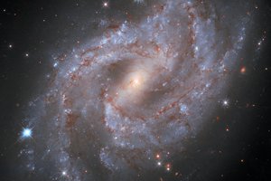 Как взрывается и угасает сверхновая: короткий и зрелищный ролик от «Хаббла»
