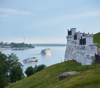 Корабли на Волге