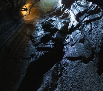 Пещера Бездонный колодец, Чатыр-даг, Крым