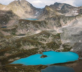 Имеретинские озера с высоты 3000 метров над уровнем моря