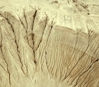 Горы из песка