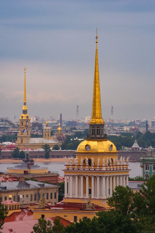 Исаакиевский собор и Петропавловский собор