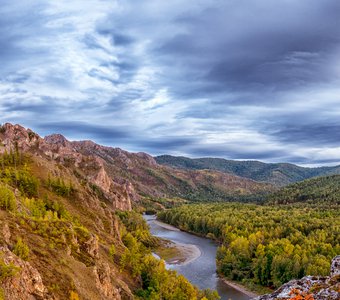 Начало осени на реке Белый Июс, Республика Хакасия