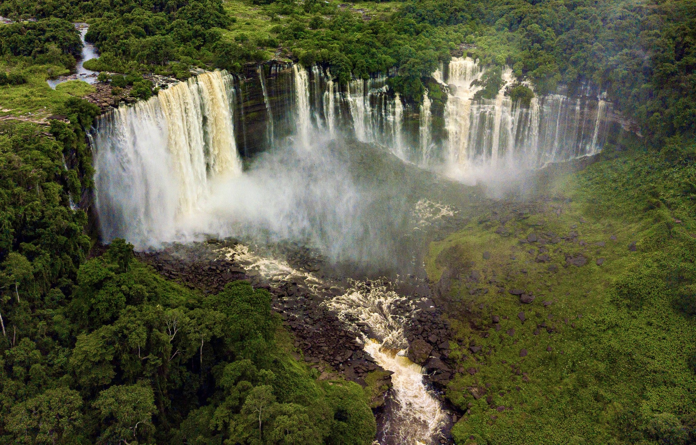 Водопад Каландула с высоты птичьего полёта