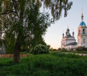 Церковь Рождества Пресвятой Богородицы в селе Савинское