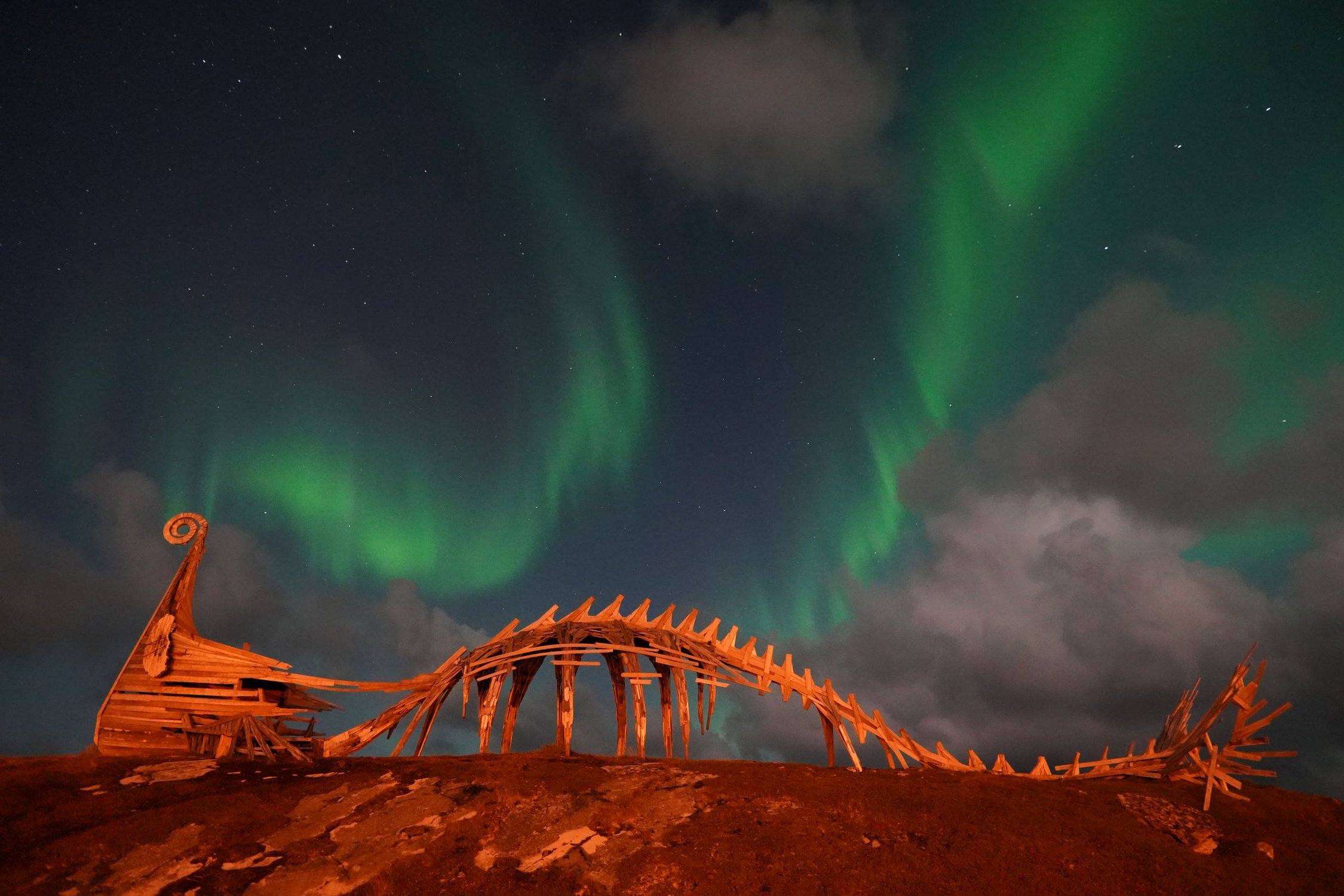 Drakar и северное сияние