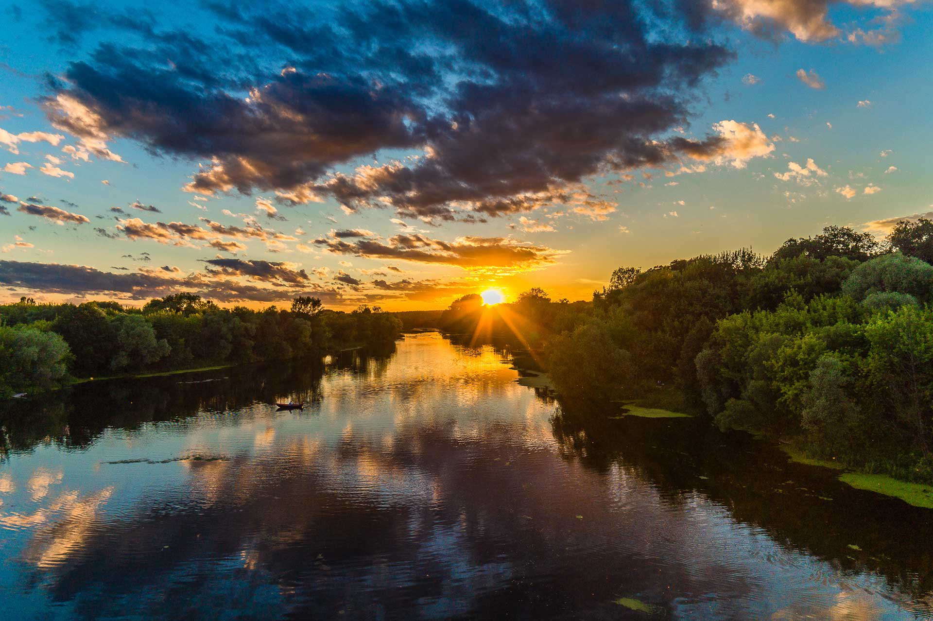 Сейм фото. Река Сейм Курск. Река Сейм Рыльск. Река Сейм Карыж. Сейм Рыльск.