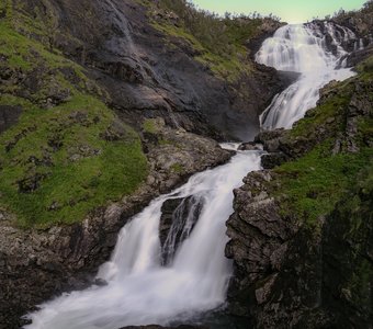 В стране водопадов и фьордов