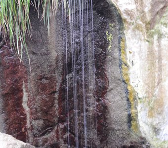 Водопад в Ясуповском дворце Ялты