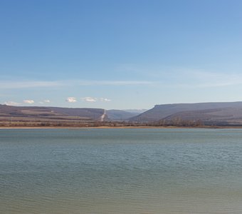 Бахчисарайское водохранилище (или озеро Эгиз-Оба) Бахчисарай, Крым