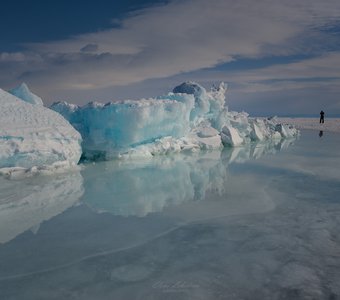 Ледяные громады Байкала