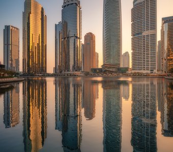 Дубайские исполины