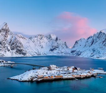 Лофотенские острова на рассвете. Норвегия