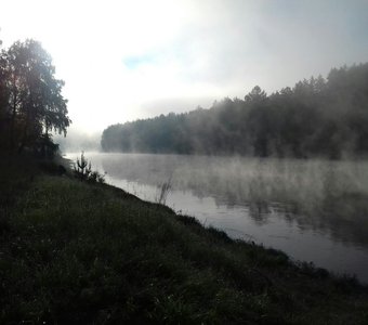 Утро на реке Ай