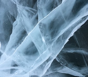 Лёд Байкала