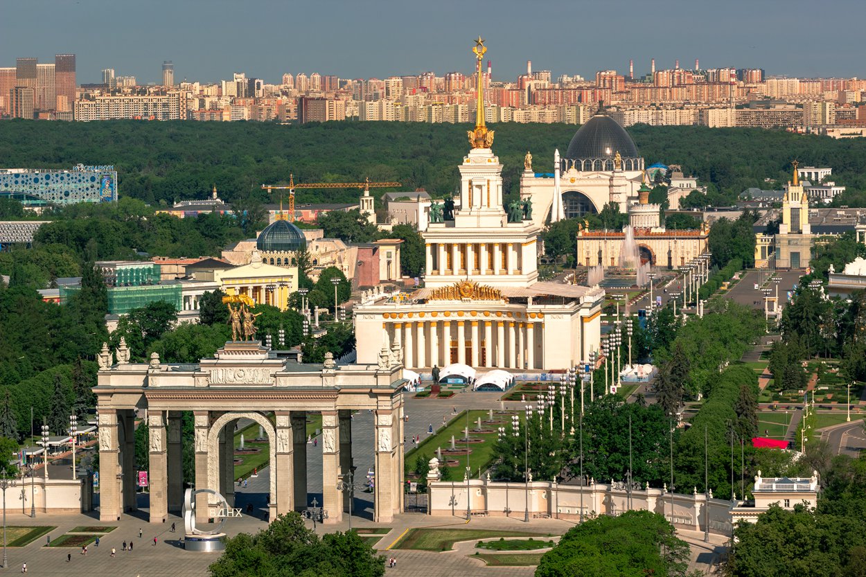 Вид на ВДНХ из гостиницы Космос — Фото №1327017