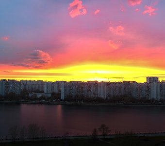 Закат над Москва-рекой