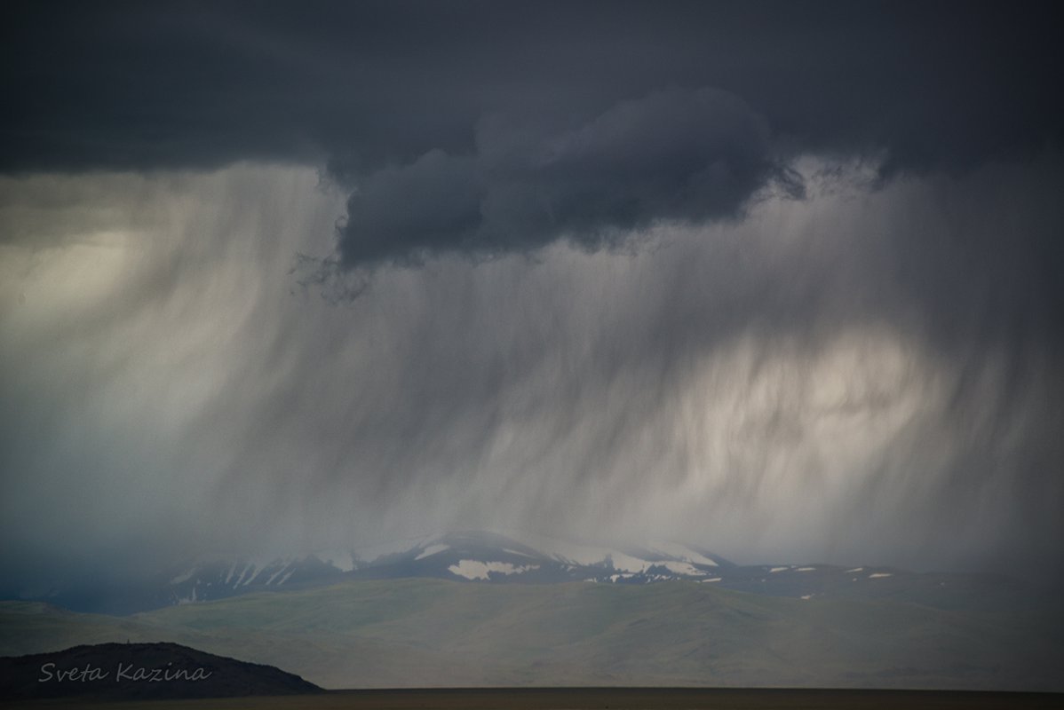 Явление вирга. Вирга дождь. Дождь который испаряется не достигая земли. Дождь который испаряется не достигая земли. Феномен вирга.