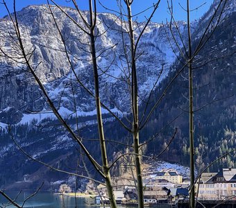 Изумрудная лазурь