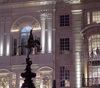 Piccadilly Circus