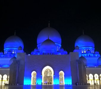 Мечеть шейха Зайеда в Абу-Даби