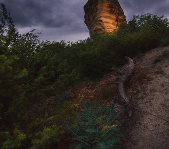 Перед дождём Курбан-Кая, с.Белокаменное, Бахчисарай, Крым.