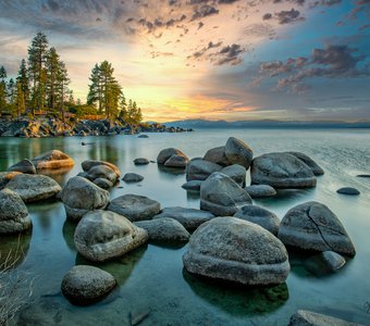 Озеро Тахо, Калифорния/Невада. Sand Harbor