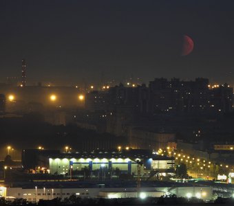 Луна на закате 28 июня 2020 Санкт - Петербург