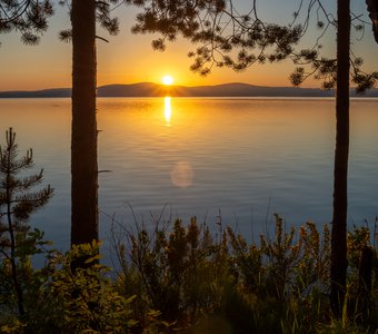 Восхитительный рассвет на озере Таватуй