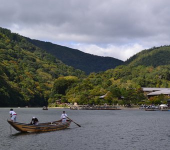 Красочная палитра Арасиямы.