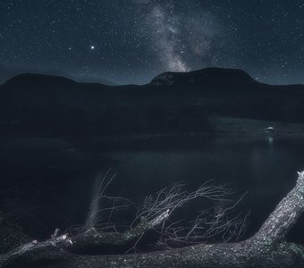 Ночь у подножия горы Бойка