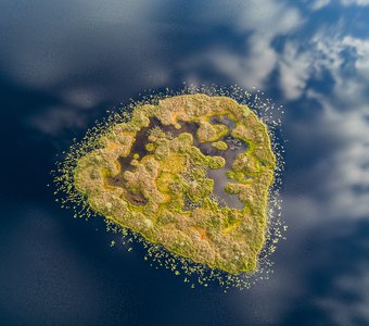 Остров в облаках