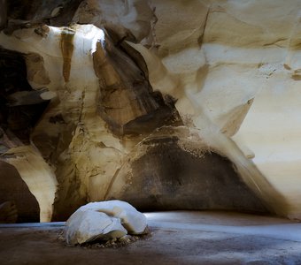 Колокольная пещера.