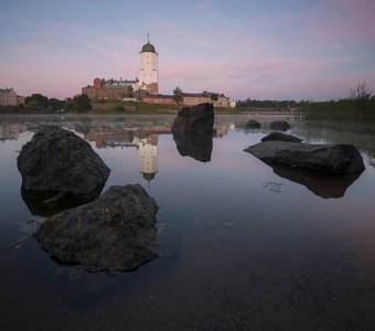 Выборгский замок на рассвете