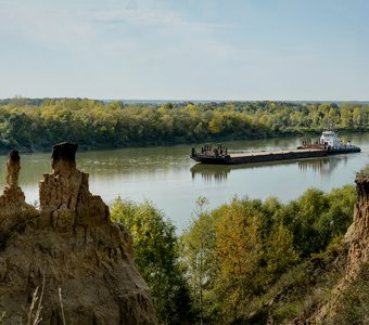 Баржа. Омская область