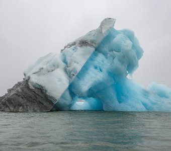 Ледниковая лагуна Йёкюльсаурлоун каждый день разная