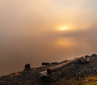 туманное утро на Онежском озере...