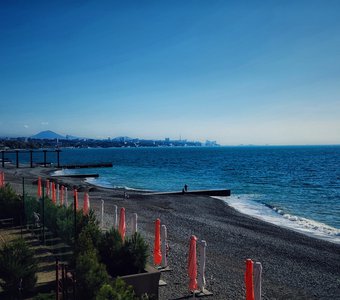 Если присмотреться повнимательнее, видно, что море синее каждый день по-разному.