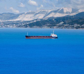 В одиночестве