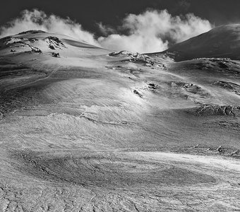 Северные склоны Эльбруса выше 4000 м