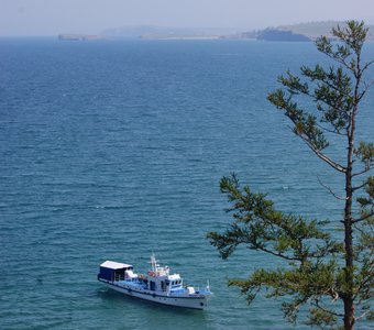 Прогулка по озеру Байкал